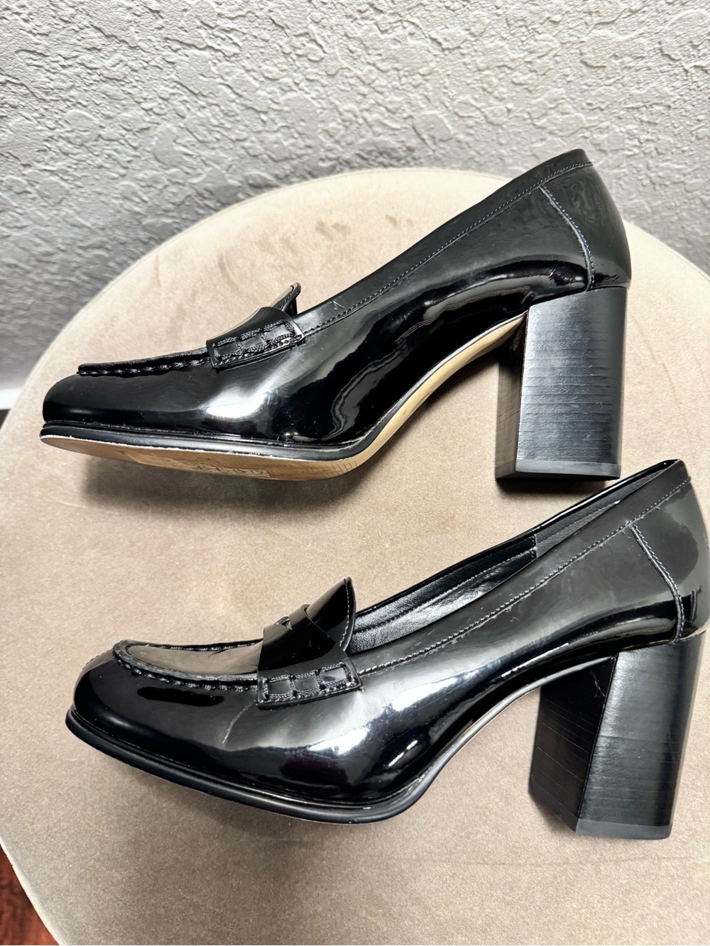 MICHAEL Michael Kors Women's Black Patent Loafers - Picture 3 of 13